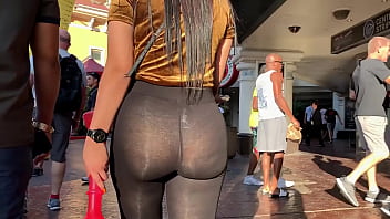WOW! These Leggings Are Totally See Thru - Major Culona!