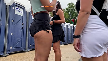 Secretly recorded this insane booty in bike shorts